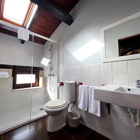 La De Ojébar Rústica Pensión 3*